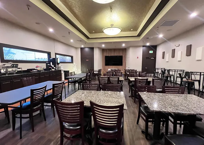 Ramada By Wyndham Tukwila Southcenter