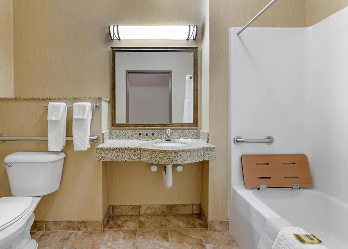 Best Western Plus Capital Inn