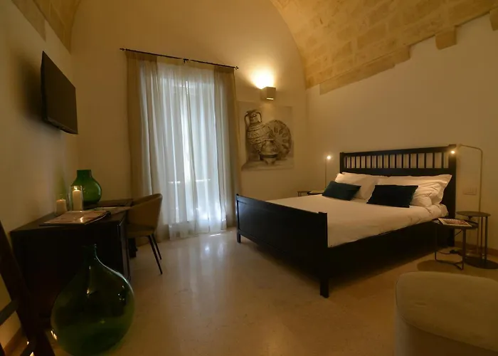 Le Malve Cave Retreat