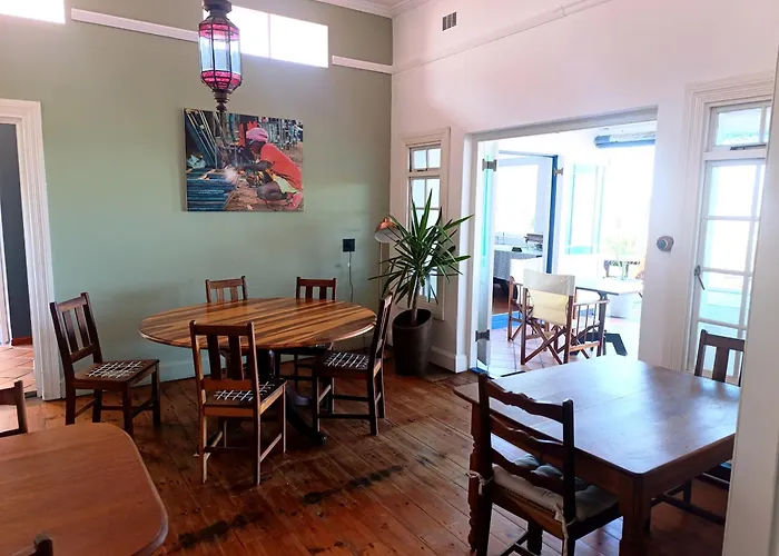 Guinea Fowl Lodge - Lagoon & Heads View B&B, Central Knysna