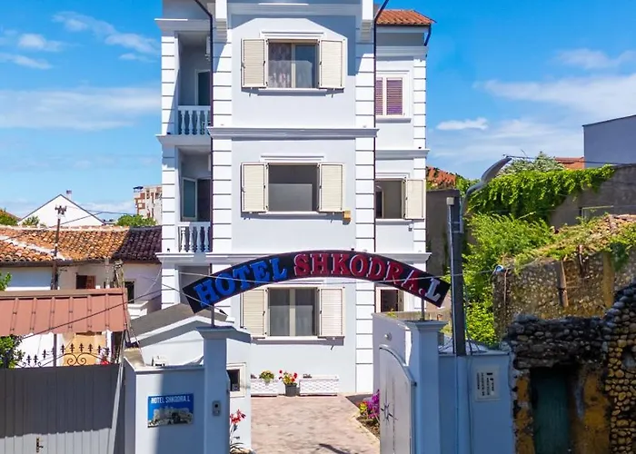 Hotel Shkodra L