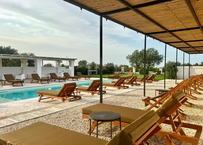 Tenuta Amostuni-Country House
