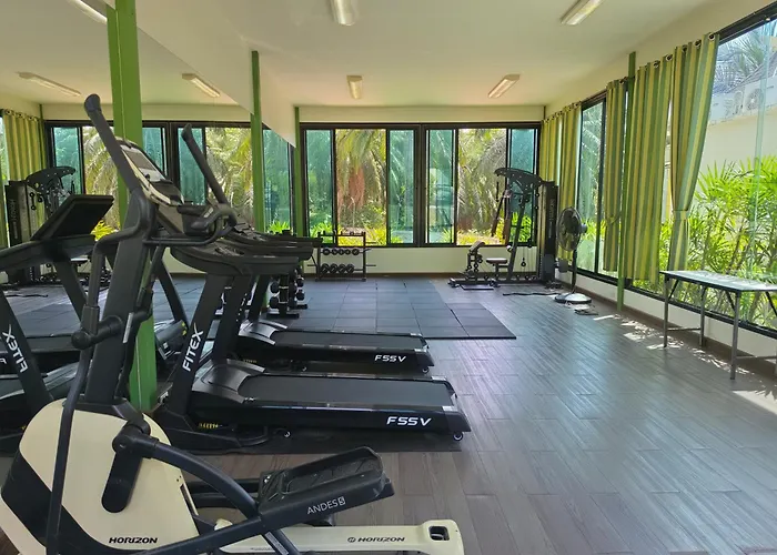 Hula Hula Resort L Truly Tropical And Fun Wellness
