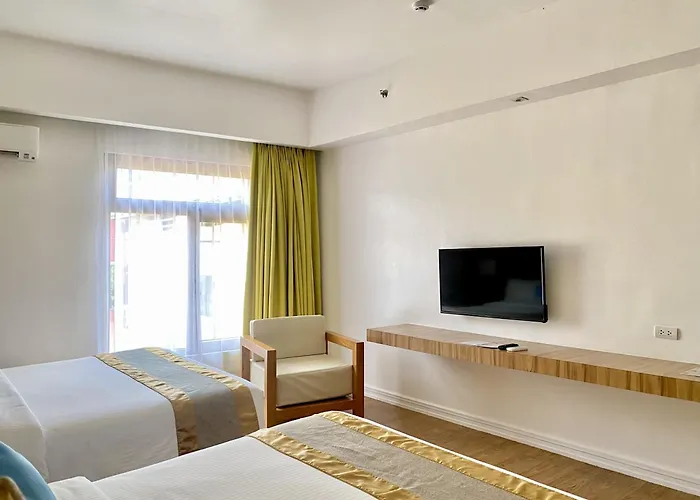 Ferra Hotel And Garden Suites