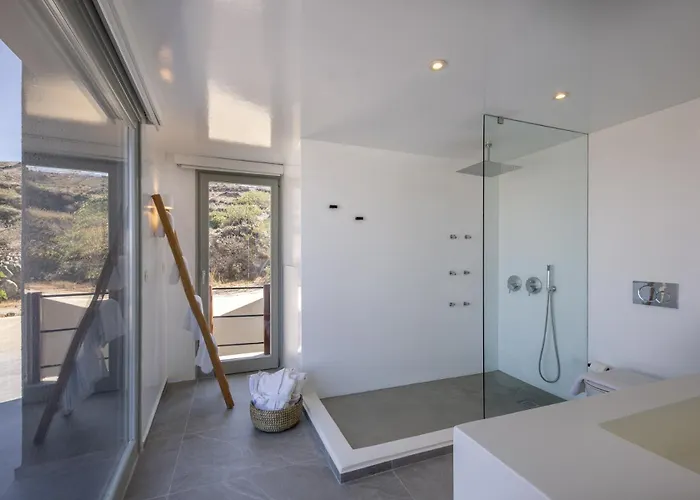 Melidonia Suites