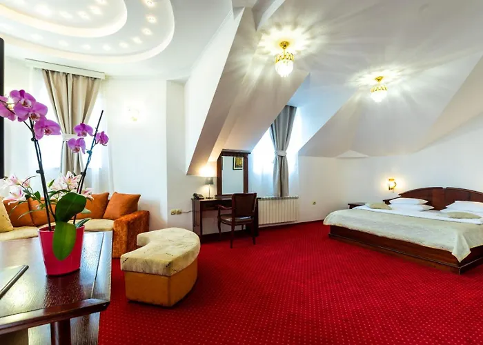 Garni Hotel Royal Crown