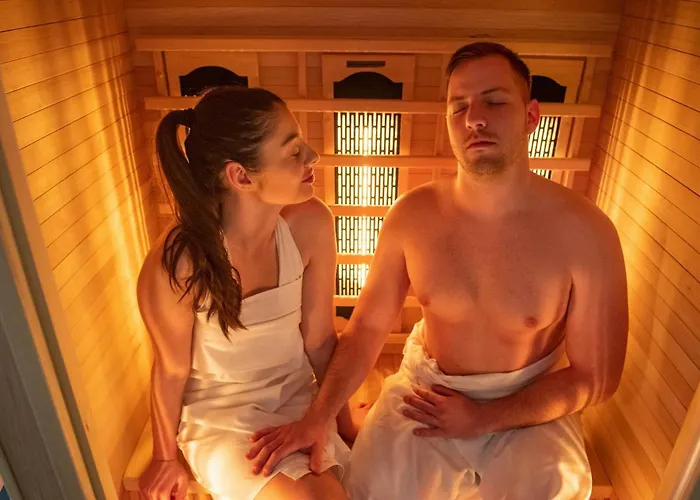 Ket Korona Konferencia Es Wellness Hotel
