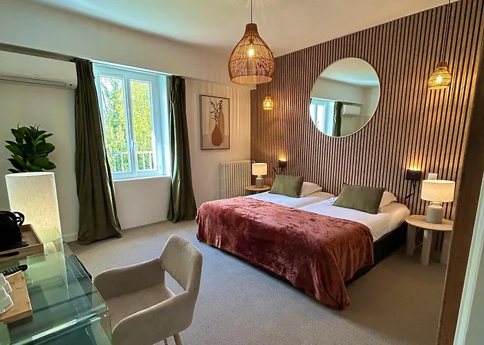 Hotel Quai Des Pontis