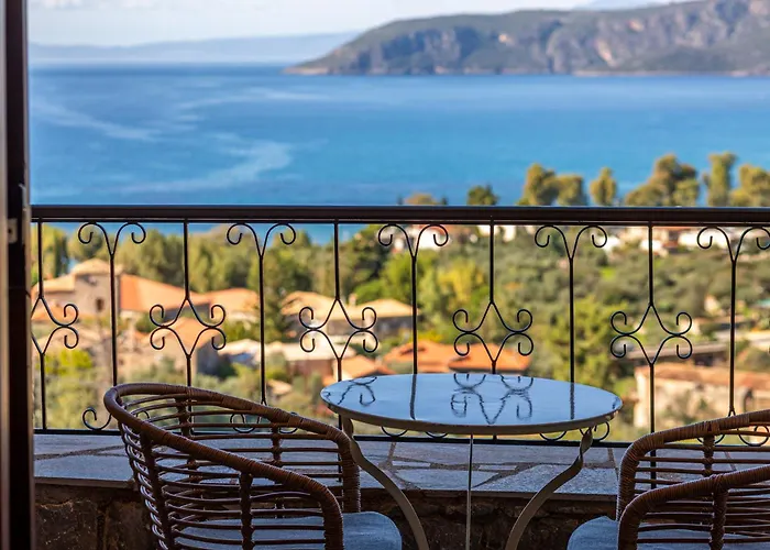 Vardia Hotel