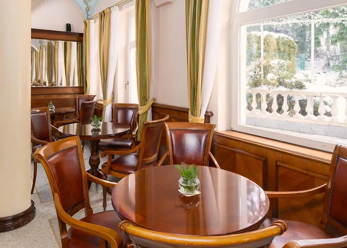 Festa Winter Palace Hotel