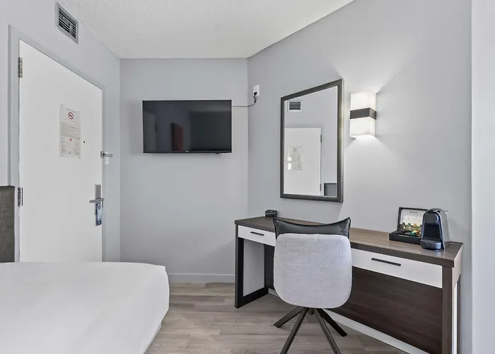 Travelodge By Wyndham Montreal Centre