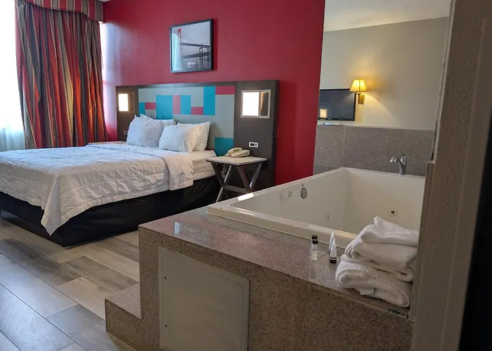 Ramada By Wyndham East Orange