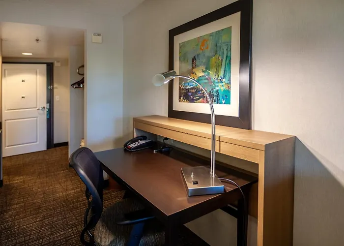Holiday Inn & Suites Scottsdale North - Airpark By Ihg