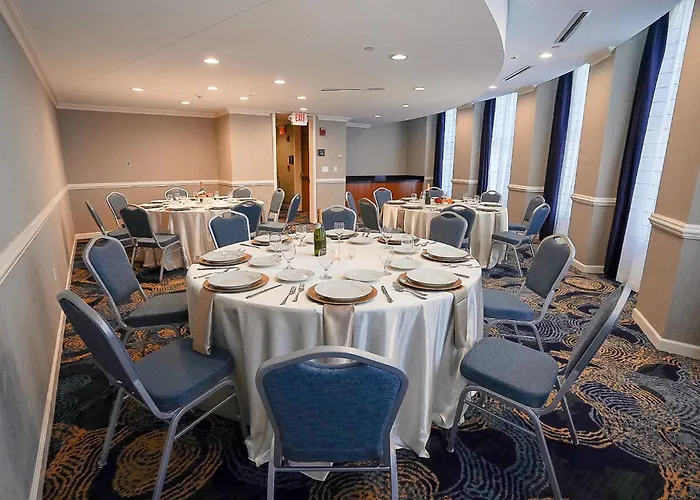 Crowne Plaza Cleveland At Playhouse Square By Ihg