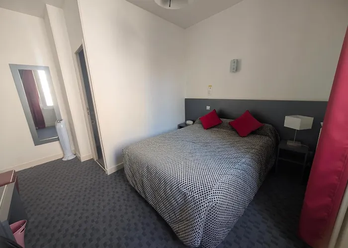 Hotel De Cleves