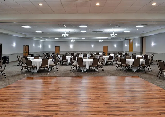 Comfort Inn & Suites Madison North