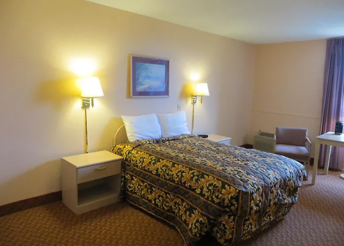 Days Inn By Wyndham Princeton