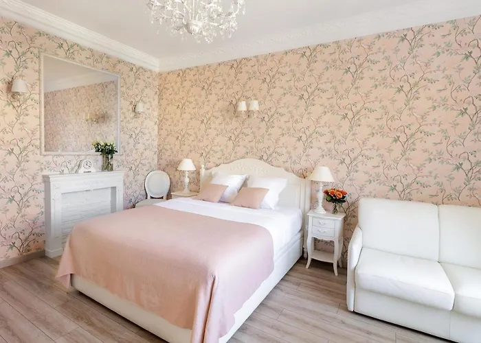 Cannes Imperial Croisette Palais Miramar