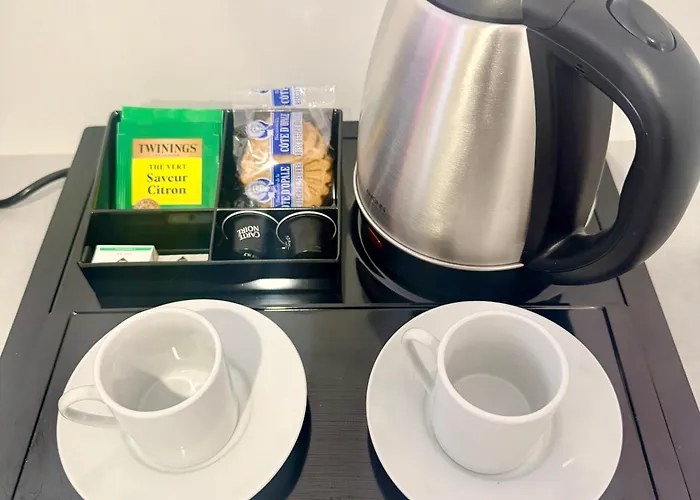 Aux Charmes - Suites Prestige Et Petit Dejeuner En Chambre - Cote D Opale