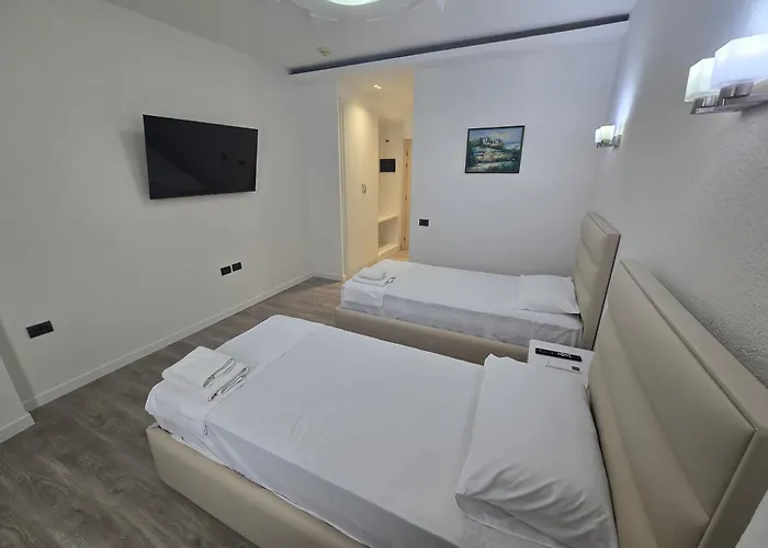 Sunborn Hotel