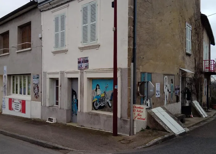 Chambres D Hotes Le Labyrinthe Du Peintre