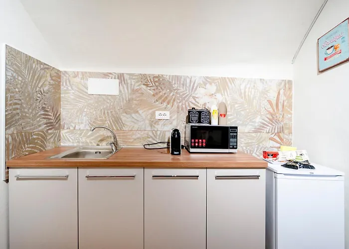 B&B Martini Home 11