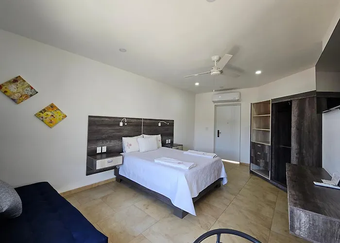 Casa Xtao Hotel