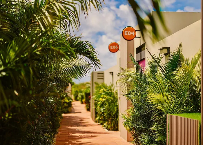 Privada Stays - Lofts With Private Pool And Oasis, Near Eagle Beach