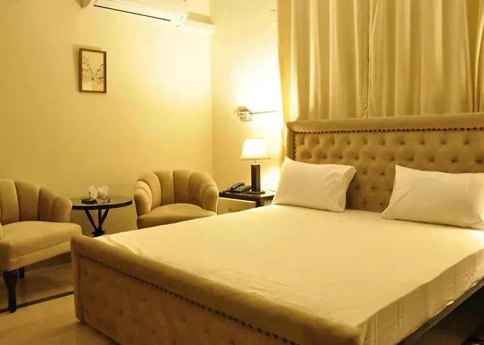 Reina Boutique Hotel - G6