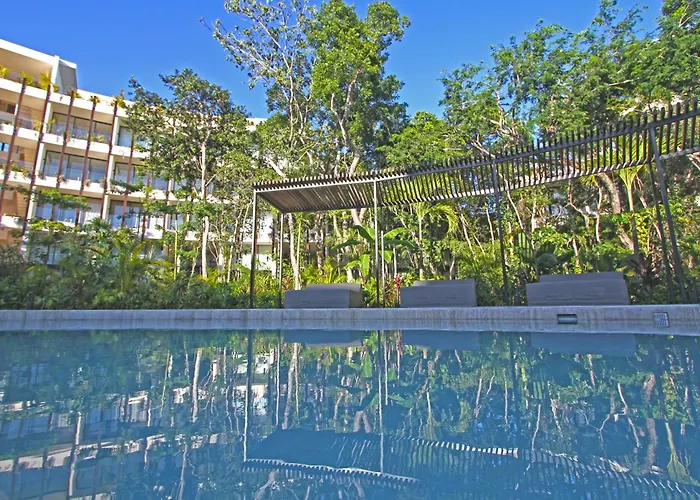 Luxury Jungle Loft, 7 Pools, Rooftop Panoramic View, Beach Shuttle, Fast Wifi
