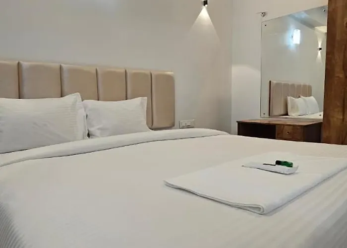 Sky Residency Lodge