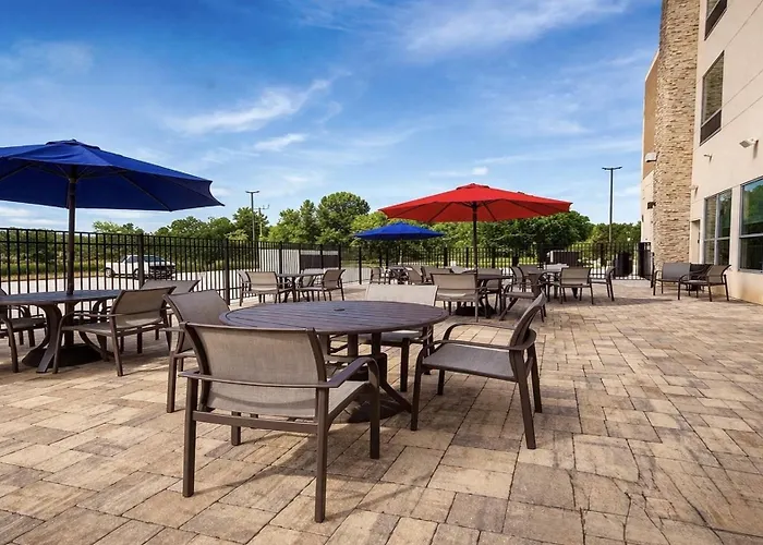 Holiday Inn Express & Suites Macclenny By Ihg