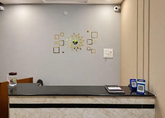 Hotel Ramya Palace