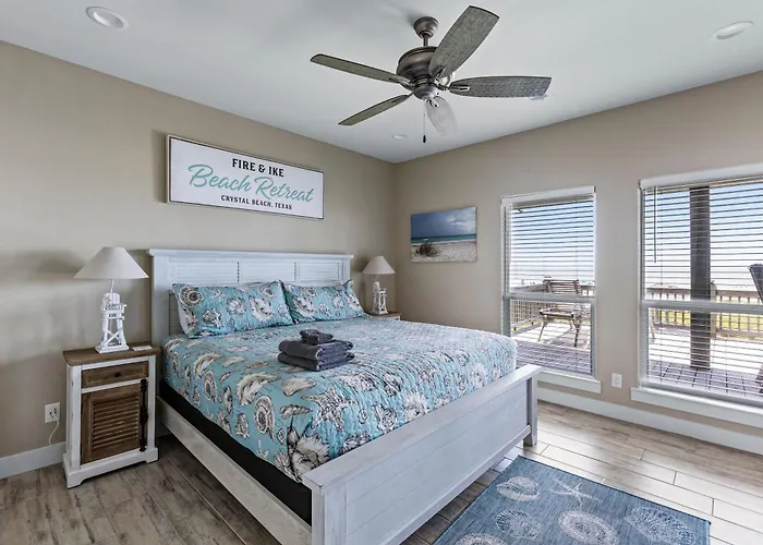 Fire And Ike - A Stunning 4 Bedroom, 3 Bathroom, Beachfront Retreat! Massive Lot Packed W Amenities