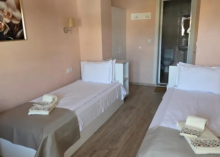Aleksandar Guest Rooms