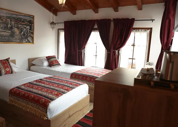 Hotel Ari Old Town