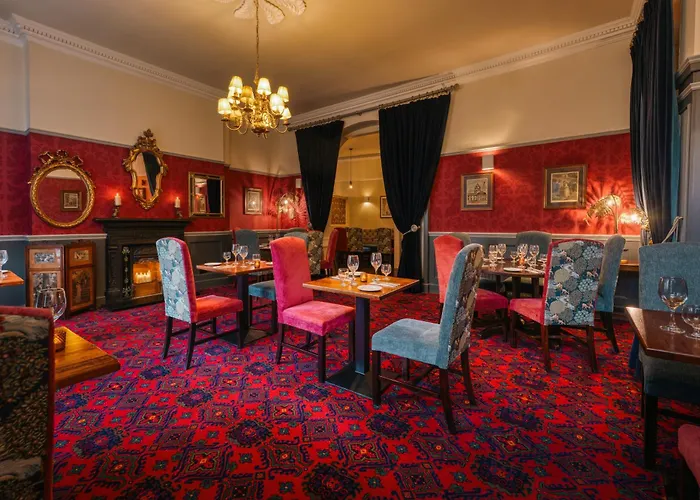 Castle Hotel