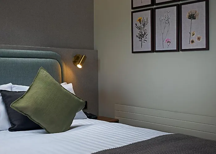 The Parkavon Hotel