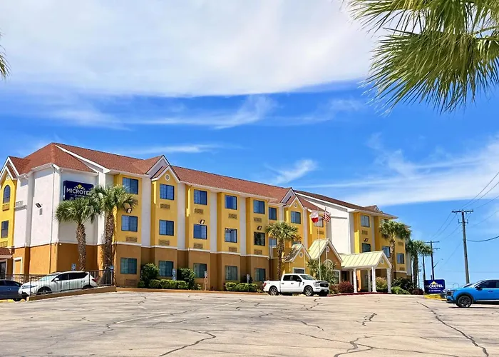 Microtel Inn & Suites By Wyndham New Braunfels I-35