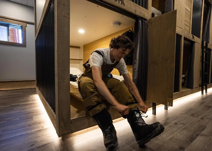 The Raging Elk Adventure Lodging