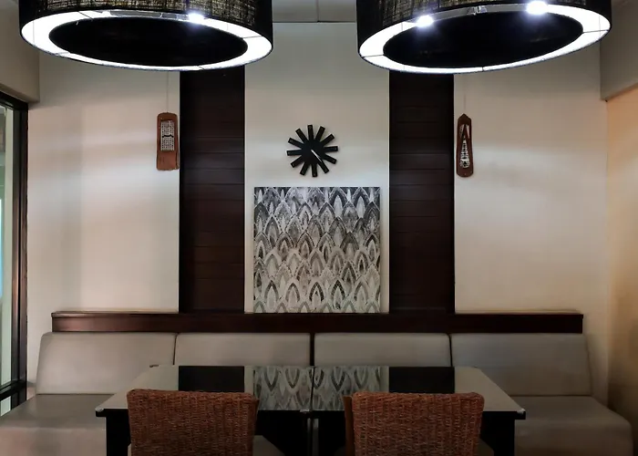 โรงแรมมูนแอนด์ซัน Moon And Sun Hotel