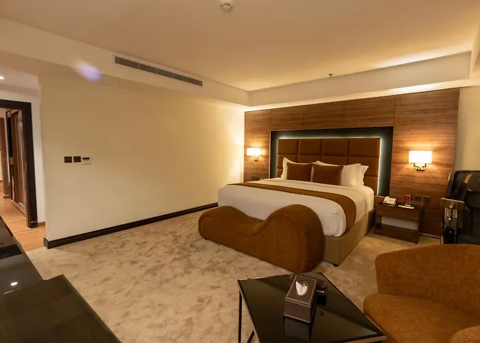 Bellevue Park Royal Hotel