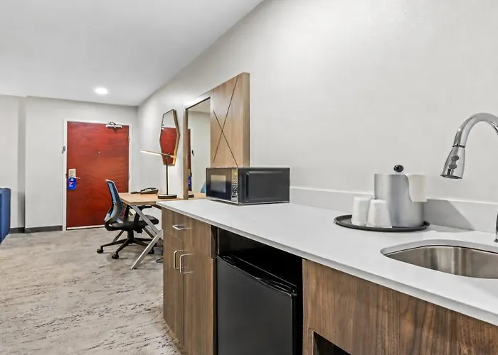 Holiday Inn Express Florence Northeast By Ihg