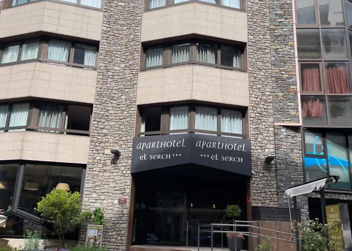 Aparthotel El Serch