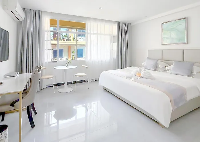 Ocean Star Hotel