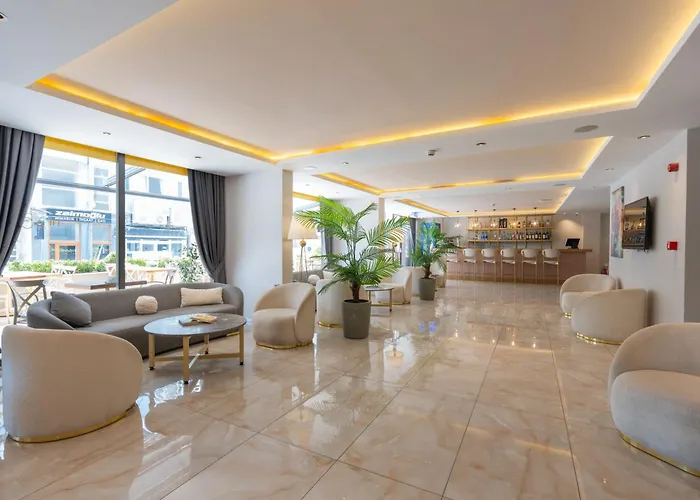 Fifty5 Suite Hotel