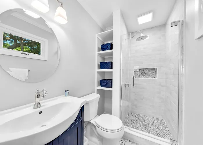 507 Tarpon Pond Cottage