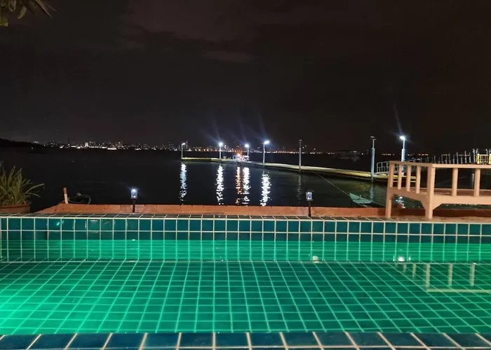 เรือนตะวัน เกาะล้าน Rueantawan Kohlarn