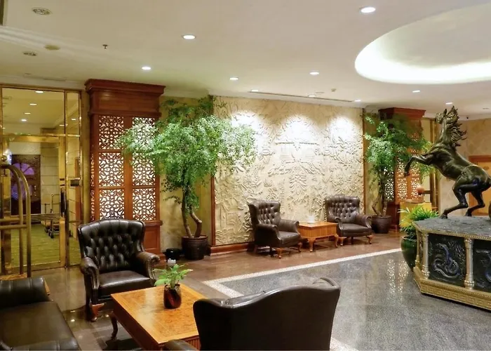 Harmoni Suites Hotel