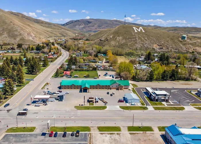 Super 8 By Wyndham Montpelier - Bear Lake